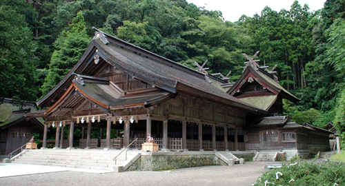 美保神社本殿